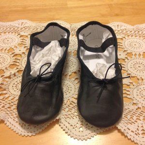 Capezio Ballet Slippers 1 1/2N L2 31 Leather Upper